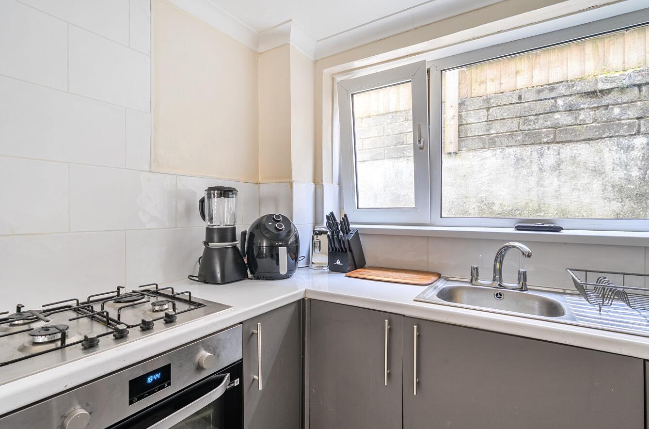 Neath Road, Morriston, Swansea, SA6 8HG